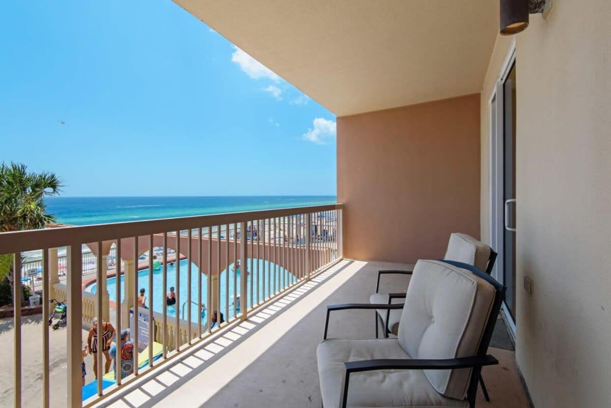 Brightly Furnished Beachfront Condominium By Brightwild Panama Stadt Exterior foto